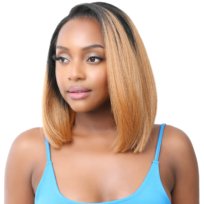 Nutique Illuze Glueless 13x4 HD Lace Front Wig - LIVIA - Flip-Up - Image 3